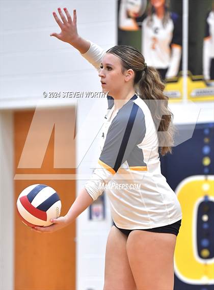 Thumbnail 3 in Cardinal Gibbons @ D.H. Conley (NCHSAA 4A East Regional Final) photogallery.