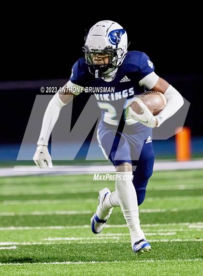 Thumbnail 2 in Miramonte @ Pleasant Valley (CIF NorCal Div. 5-AA Final) photogallery.