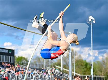 Thumbnail 1 in Yorktown Triangular (Pole Vault) photogallery.