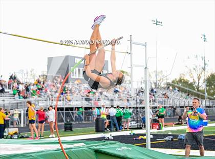 Thumbnail 3 in Yorktown Triangular (Pole Vault) photogallery.