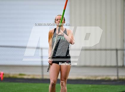 Thumbnail 1 in Yorktown Triangular (Pole Vault) photogallery.