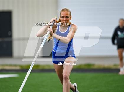 Thumbnail 2 in Yorktown Triangular (Pole Vault) photogallery.