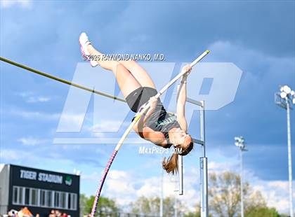 Thumbnail 2 in Yorktown Triangular (Pole Vault) photogallery.