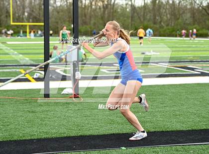Thumbnail 3 in Yorktown Triangular (Pole Vault) photogallery.