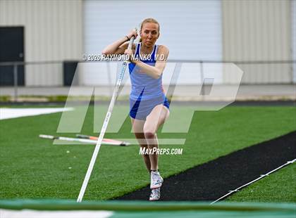 Thumbnail 1 in Yorktown Triangular (Pole Vault) photogallery.