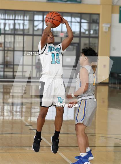Thumbnail 3 in Deer Valley vs. Newark Memorial (Gauchos Holiday Hoops Classic) photogallery.