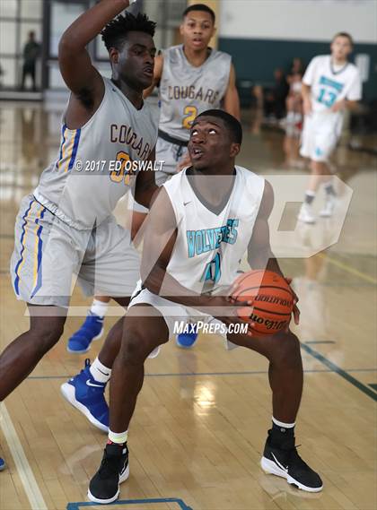 Thumbnail 3 in Deer Valley vs. Newark Memorial (Gauchos Holiday Hoops Classic) photogallery.