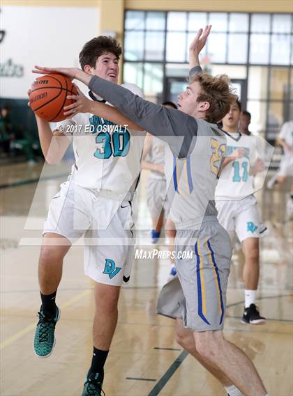 Thumbnail 2 in Deer Valley vs. Newark Memorial (Gauchos Holiday Hoops Classic) photogallery.