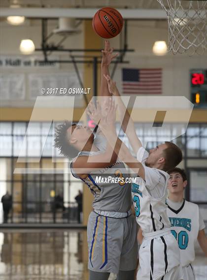 Thumbnail 1 in Deer Valley vs. Newark Memorial (Gauchos Holiday Hoops Classic) photogallery.