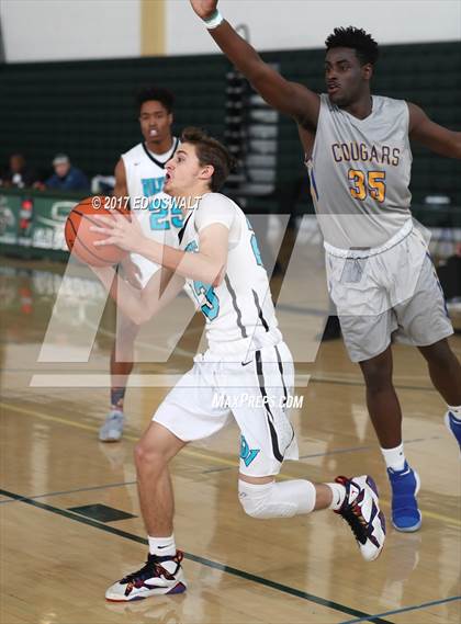 Thumbnail 2 in Deer Valley vs. Newark Memorial (Gauchos Holiday Hoops Classic) photogallery.
