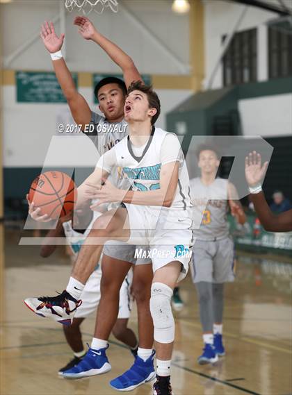 Thumbnail 3 in Deer Valley vs. Newark Memorial (Gauchos Holiday Hoops Classic) photogallery.