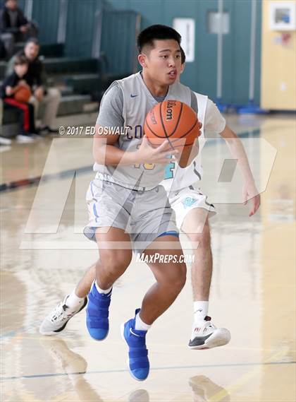 Thumbnail 1 in Deer Valley vs. Newark Memorial (Gauchos Holiday Hoops Classic) photogallery.