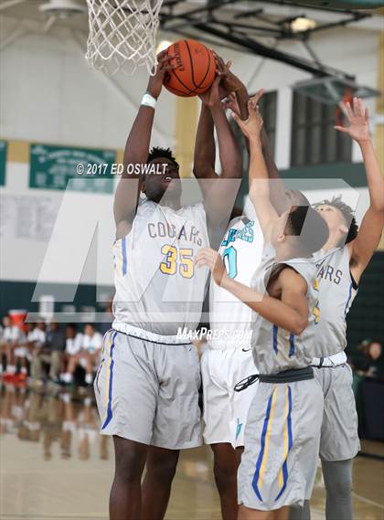 Thumbnail 1 in Deer Valley vs. Newark Memorial (Gauchos Holiday Hoops Classic) photogallery.
