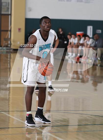 Thumbnail 1 in Deer Valley vs. Newark Memorial (Gauchos Holiday Hoops Classic) photogallery.