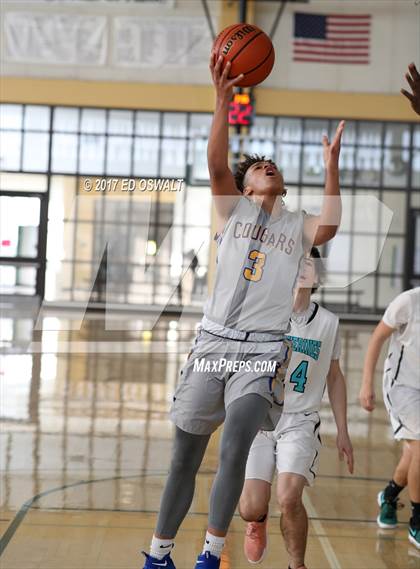 Thumbnail 1 in Deer Valley vs. Newark Memorial (Gauchos Holiday Hoops Classic) photogallery.