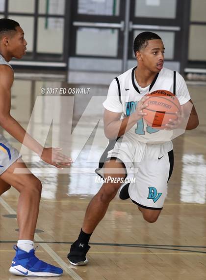 Thumbnail 1 in Deer Valley vs. Newark Memorial (Gauchos Holiday Hoops Classic) photogallery.