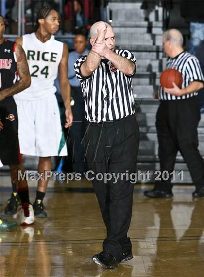 Thumbnail 2 in Boys & Girls vs Rice (SNY Invitational) photogallery.