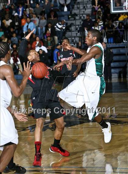 Thumbnail 3 in Boys & Girls vs Rice (SNY Invitational) photogallery.