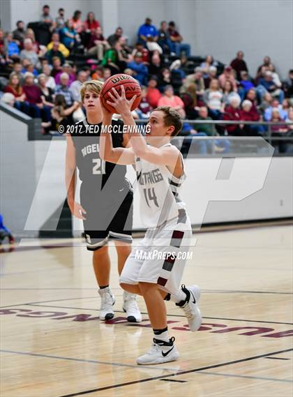 Thumbnail 3 in Perryville @ Bigelow photogallery.