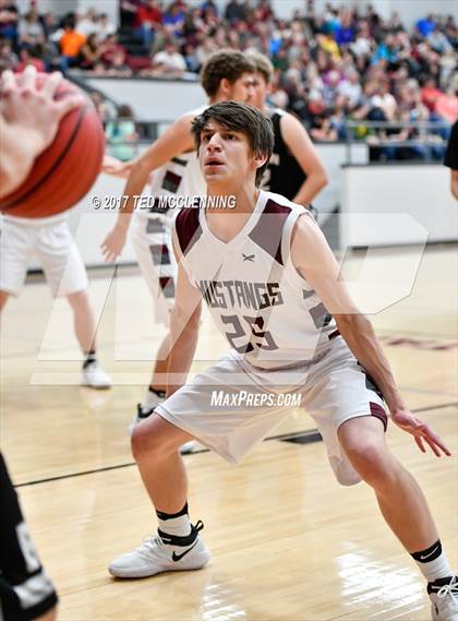 Thumbnail 1 in Perryville @ Bigelow photogallery.