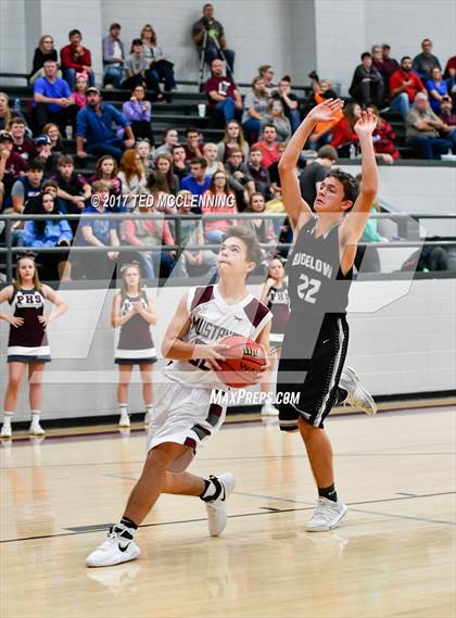 Thumbnail 2 in Perryville @ Bigelow photogallery.