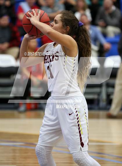 Thumbnail 1 in East vs Mountain View (UHSAA 1st Round) photogallery.