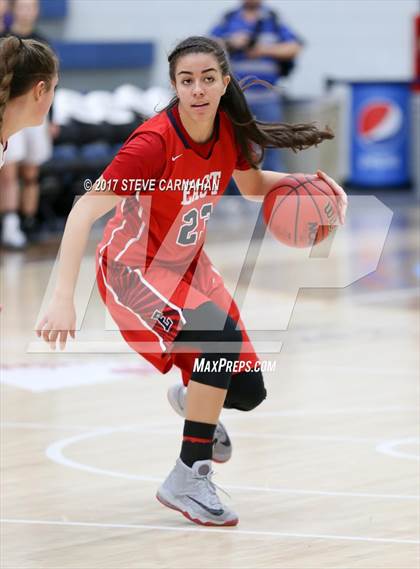 Thumbnail 1 in East vs Mountain View (UHSAA 1st Round) photogallery.