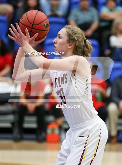Thumbnail 2 in East vs Mountain View (UHSAA 1st Round) photogallery.
