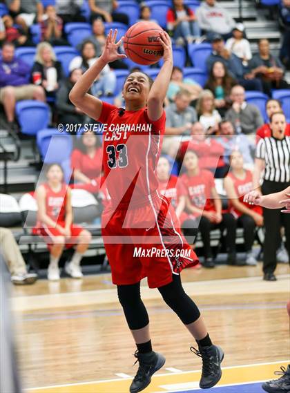 Thumbnail 1 in East vs Mountain View (UHSAA 1st Round) photogallery.