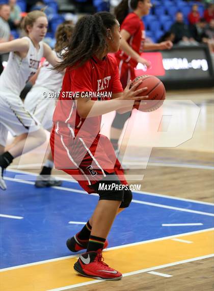 Thumbnail 1 in East vs Mountain View (UHSAA 1st Round) photogallery.