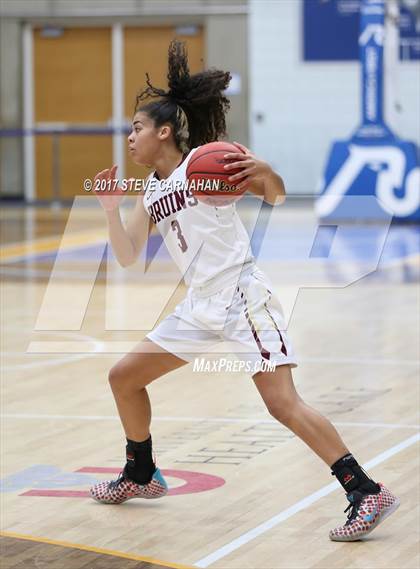Thumbnail 2 in East vs Mountain View (UHSAA 1st Round) photogallery.