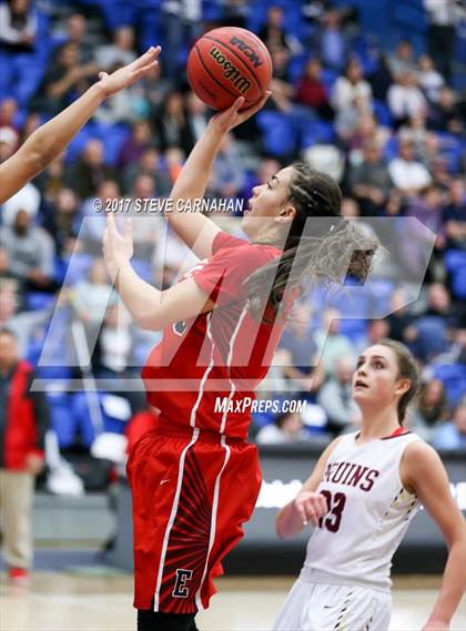 Thumbnail 3 in East vs Mountain View (UHSAA 1st Round) photogallery.