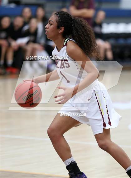 Thumbnail 2 in East vs Mountain View (UHSAA 1st Round) photogallery.