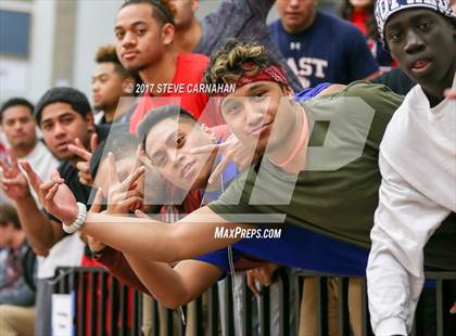 Thumbnail 1 in East vs Mountain View (UHSAA 1st Round) photogallery.