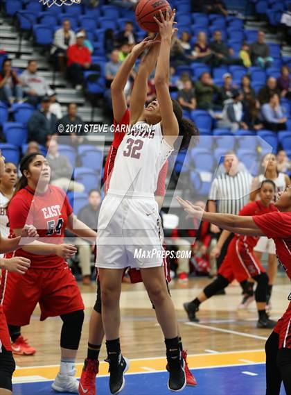 Thumbnail 3 in East vs Mountain View (UHSAA 1st Round) photogallery.