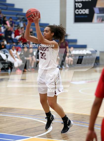 Thumbnail 2 in East vs Mountain View (UHSAA 1st Round) photogallery.