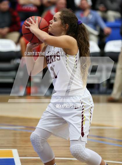 Thumbnail 3 in East vs Mountain View (UHSAA 1st Round) photogallery.