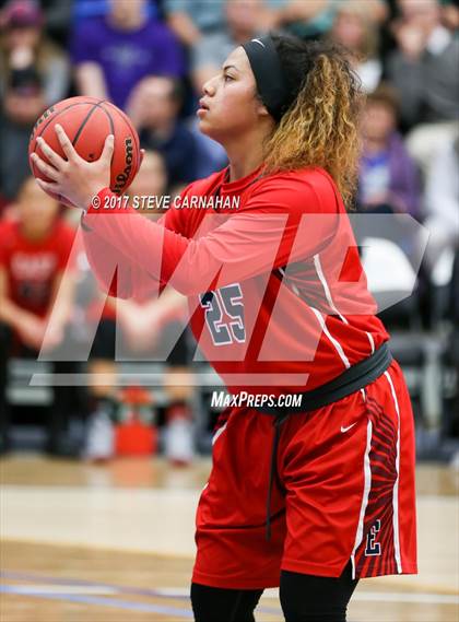 Thumbnail 3 in East vs Mountain View (UHSAA 1st Round) photogallery.