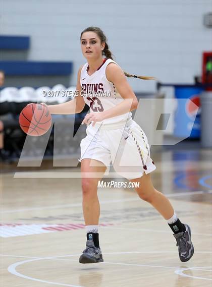 Thumbnail 1 in East vs Mountain View (UHSAA 1st Round) photogallery.