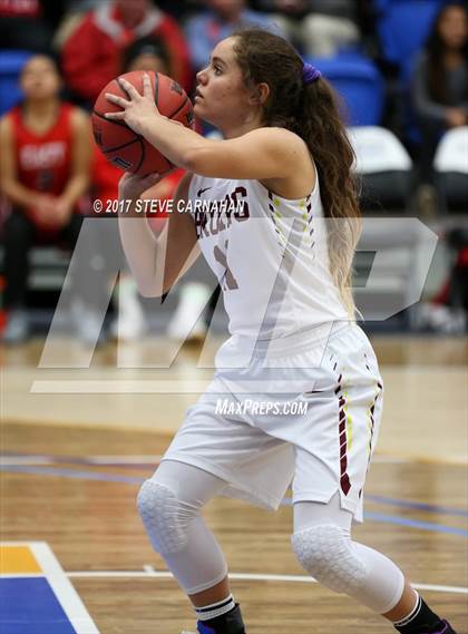 Thumbnail 3 in East vs Mountain View (UHSAA 1st Round) photogallery.