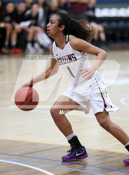 Thumbnail 1 in East vs Mountain View (UHSAA 1st Round) photogallery.