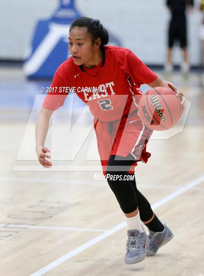 Thumbnail 1 in East vs Mountain View (UHSAA 1st Round) photogallery.