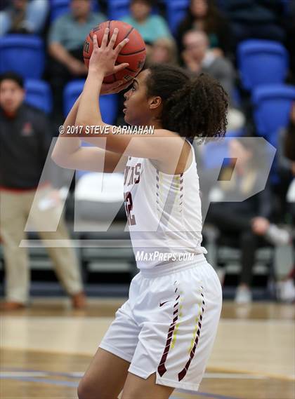 Thumbnail 2 in East vs Mountain View (UHSAA 1st Round) photogallery.