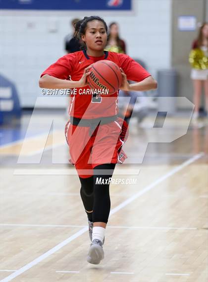 Thumbnail 2 in East vs Mountain View (UHSAA 1st Round) photogallery.