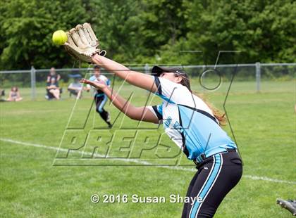 Thumbnail 2 in Holy Name Central Catholic @ Hudson (MIAA Division 1 Central Quarterfinal) photogallery.