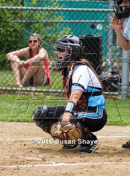 Thumbnail 1 in Holy Name Central Catholic @ Hudson (MIAA Division 1 Central Quarterfinal) photogallery.