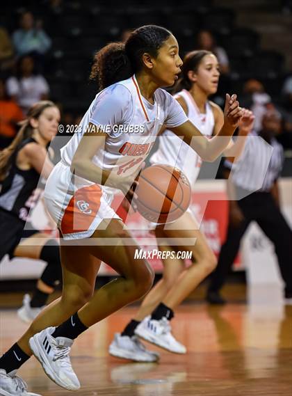 Thumbnail 1 in Winnsboro vs. Queen City (UIL 3A Bi-District Playoff) photogallery.