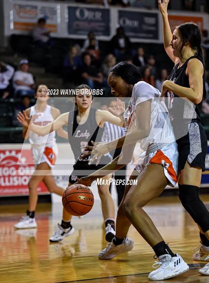 Thumbnail 1 in Winnsboro vs. Queen City (UIL 3A Bi-District Playoff) photogallery.