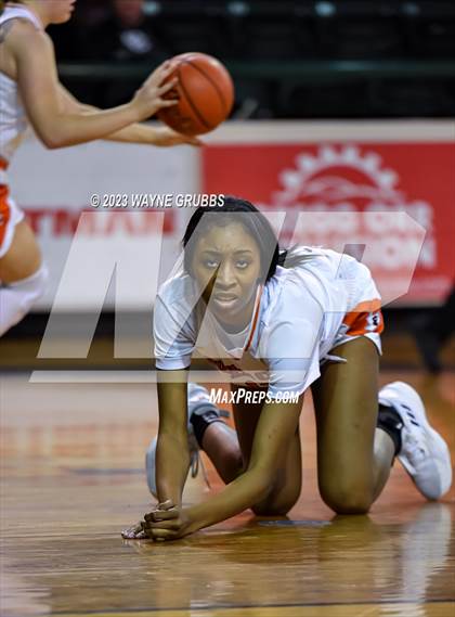 Thumbnail 3 in Winnsboro vs. Queen City (UIL 3A Bi-District Playoff) photogallery.