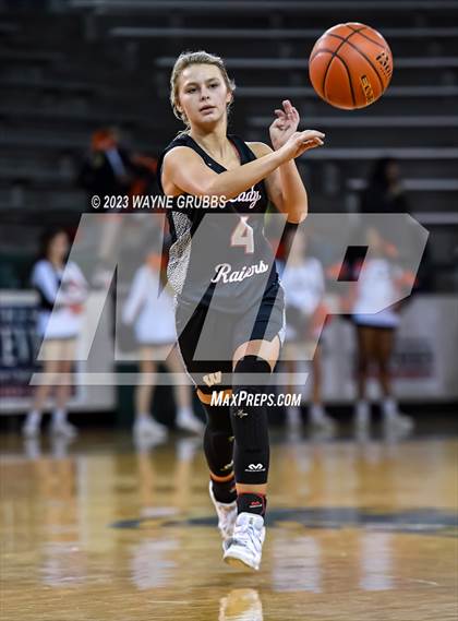 Thumbnail 3 in Winnsboro vs. Queen City (UIL 3A Bi-District Playoff) photogallery.